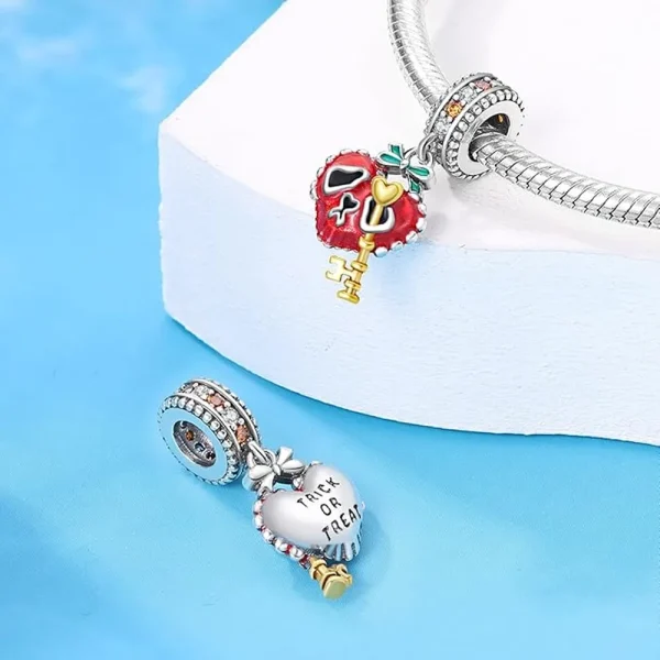 Lorram Heart Shape Skull Pendant Charm - Image 3